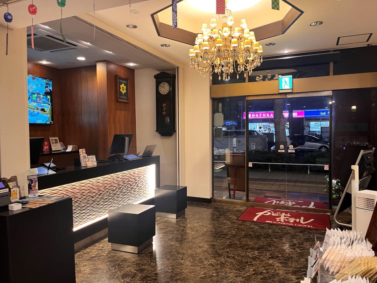 門屋酒店 Kadoya Hotel | 新宿西口住宿5分鐘 | 房間大便利住宿點
