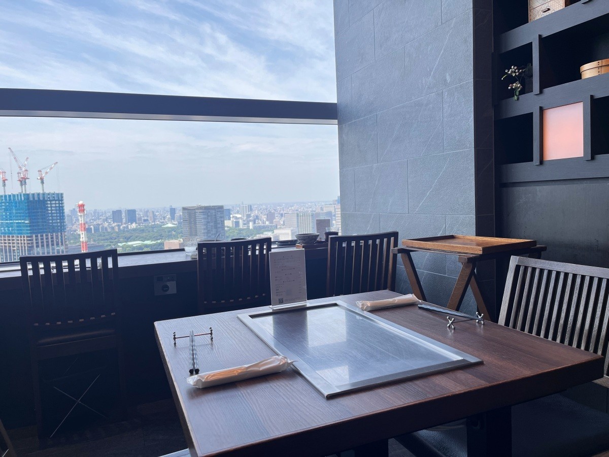 東京 Caretta 汐留 | 景觀餐廳 Mantetsu 萬鐵鐵板燒 國產牛超值午間套餐 | 46F 免費觀景台 - 第15張圖 東京 Caretta 汐留 | 景觀餐廳 Mantetsu 萬鐵鐵板燒 國產牛超值午間套餐 | 46F 免費觀景台