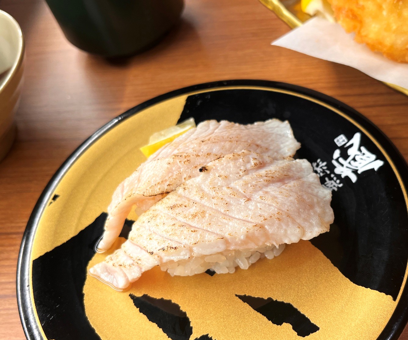 無添藏 新宿 | 藏壽司高級版全球最大旗艦店 | 獨立門簾包廂 | 新幹線每日直送水產 - 第26張圖 無添藏 新宿 | 藏壽司高級版全球最大旗艦店 | 獨立門簾包廂 | 新幹線每日直送水產